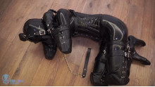 RUBBER K9 人形犬
